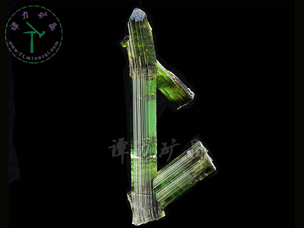 綠碧璽，巴西，9x4.5x1.5cm